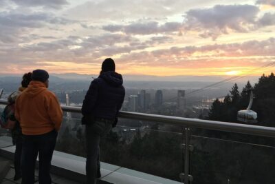 Aerial Tram Ride with Doughnuts at Sunrise in Portland Oregon - The first stop: Barista coffee shop time and a hazelnut latte option