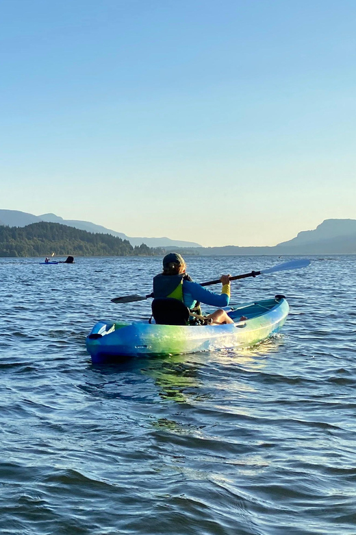 Columbia Gorge Kayak Tour - Clear Water, Protected Cove: Your Paddling Setup in the Gorge