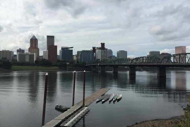 Discover Portland Half-Day Small-Group City Tour - Downtown Landmarks: Bridges, Churches, Statues, and That Powell Fix