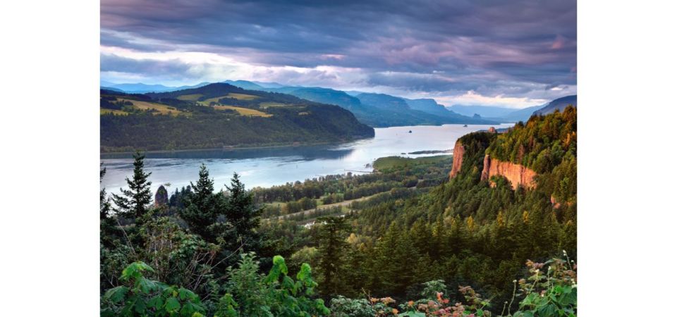 From Portland: Columbia Gorge Waterfalls Tour - Multnomah Falls: two drops, Benson Bridge views, and the Lodge story
