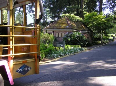 Gray Line Pink Trolley 2-Day Hop-On Hop-Off Tour Ticket - Ticket value: what $52 for 2 days really buys you