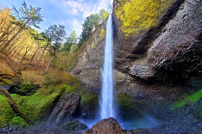 Half Day Columbia River Gorge Waterfalls Tour - Horsetail Falls: close to the highway, big photo energy, and an extra trail option