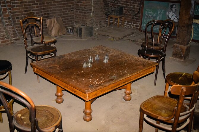 Haunted Underground Shanghai Tunnel Tour with Brewery Tastings - How the guide can change your whole experience