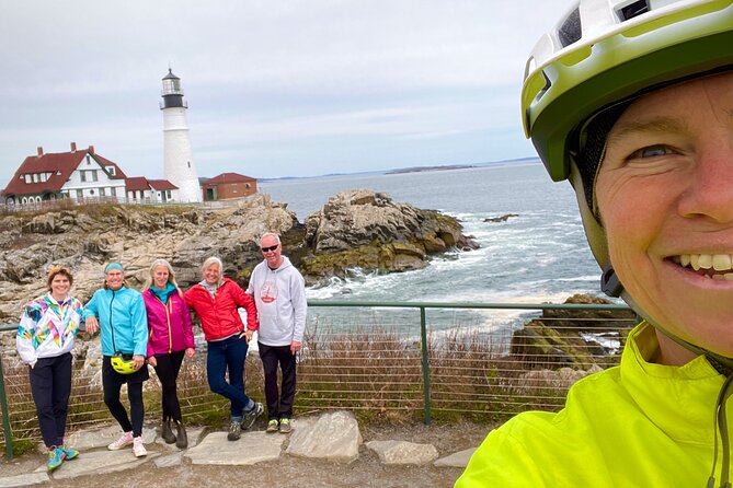 Lighthouse Bicycle Tour from South Portland with 4 Lighthouses - Stop 1: Bug Light Park (1875) and the “harbor entrance” perspective