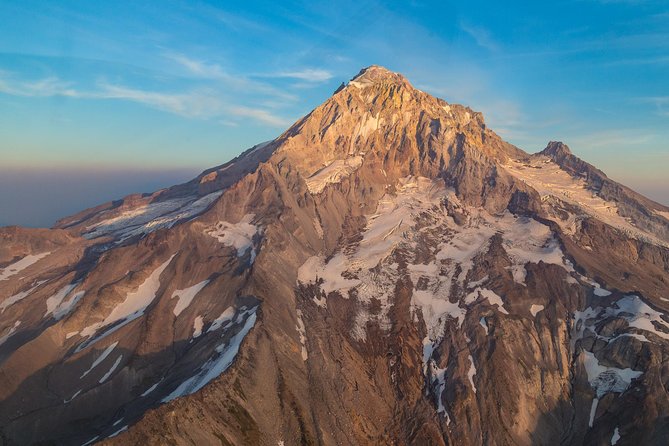 Mount Hood & Columbia River Gorge Air Tour by Envi Adventures - Meet the tiny aircraft: how group size and comfort shape your photos