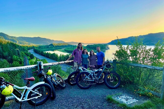 Multnomah Falls E-Bike Waterfall Tour (2+ Hours) - Meet up at Cascade Locks: the part you don’t want to rush