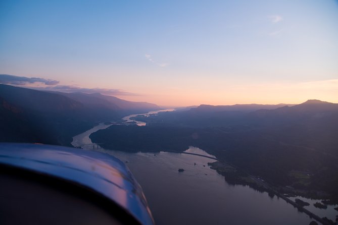 Multnomah Falls & Portland Premium Air Tour by Envi Adventures - Headsets, Pilot Talk, and How to Get the Best Views