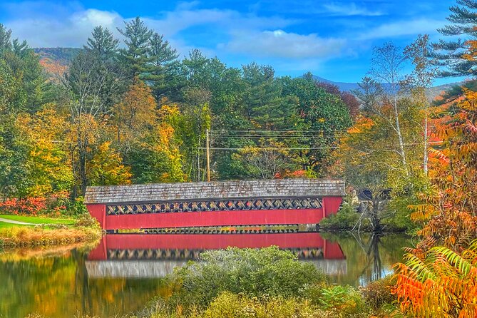 New Hampshire White Mountains Exclusive Private Tour - North Conway in an hour: town break for shops and quick views