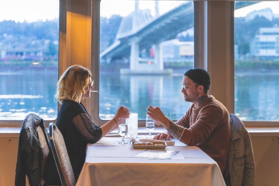 Portland: 2-hour Lunch Cruise on the Willamette River - The onboard rhythm: boarding, lunch service, and deck narration