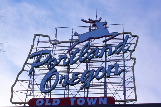 Portland (Along the Waterfront) Scavenger Hunt & Self-Guided Tour - Stop 2: Steel Bridge, Big Views, and Photo Moments