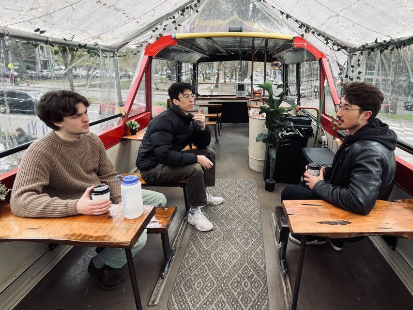 Portland: Food Walking Tour - Signature cart stops and included food and drinks
