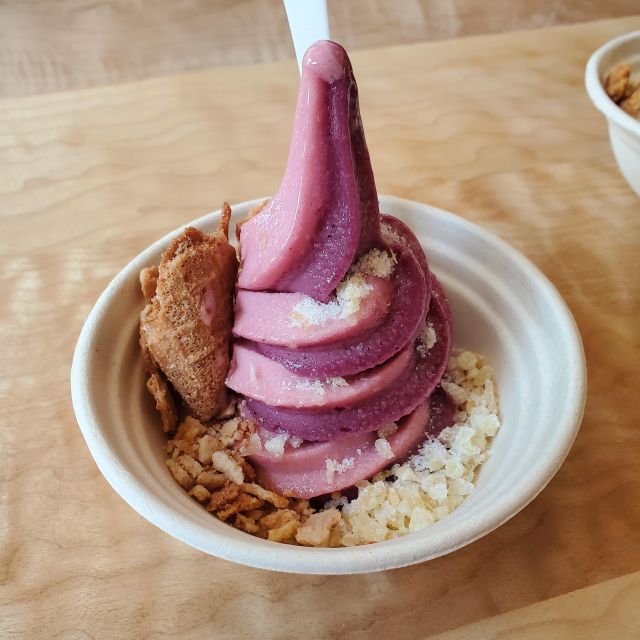 Portland: Guided Ice Cream Walking Tour with Tastings - Weather, Pace, and What to Wear on a Rain-or-Shine Tour
