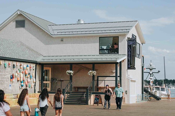 Portland Lobster Roll Walking Food Tour – Waterfront Stories - What to wear, how to pace yourself, and what to bring