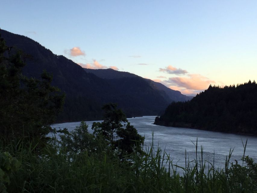 Portland: Mount Hood Wine and Waterfalls Full-Day Tour - Who this tour fits best (and who should skip it)