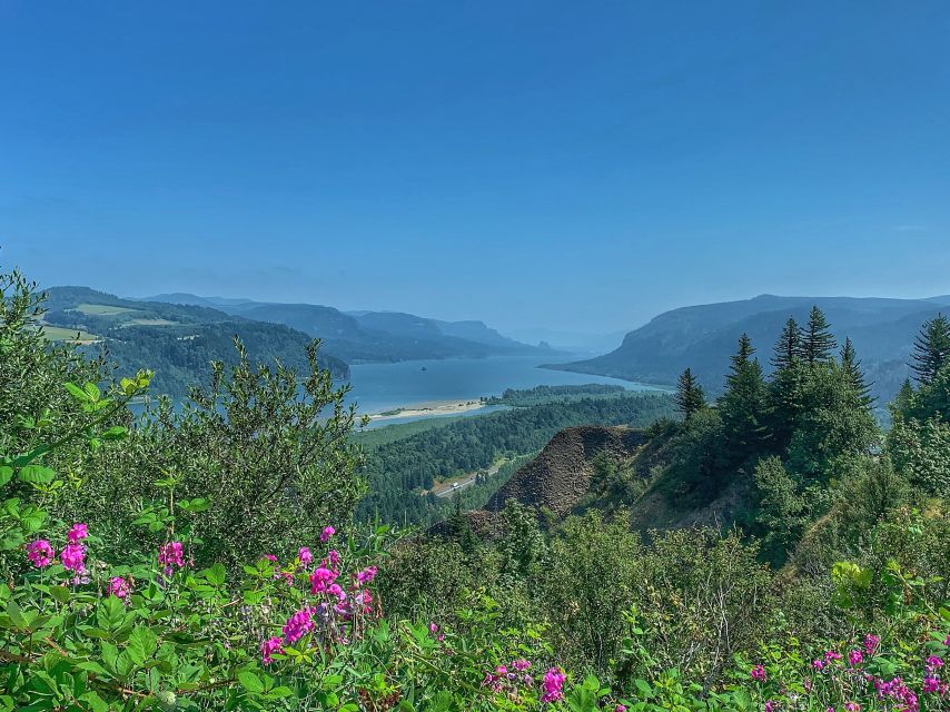 Portland: Mt. Hood Day Tour - Weather reality on Mt. Hood and the Gorge