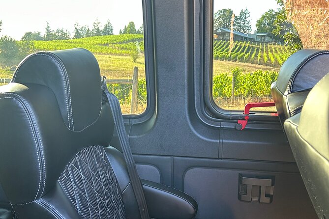 Private Oregon Wine Tour - Bring Up To 10 People - Three Wineries - Winery stop one: set your baseline fast