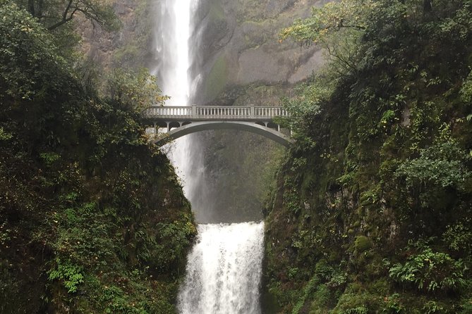 Small Group: Columbia River Gorge Waterfalls Tour from Portland - Weather, timing, and the no-nonsense planning part