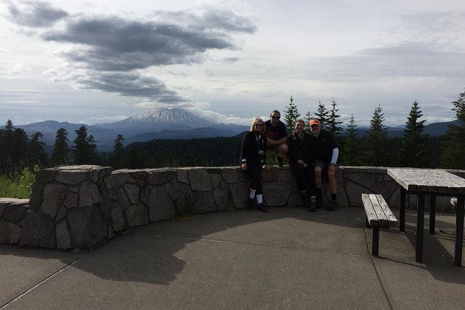 The Mt St Helens Adventure Tour from Portland - The 1980 Stories: From Dave Johnston’s Radio Shout to Retro Visitor-Center Theater
