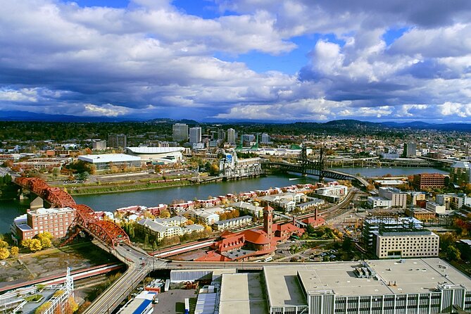 Ultimate Portland Self-Guided Driving GPS Audio Tour - Walnut Street and Fore/Middle/Back: Street Names With a Reason