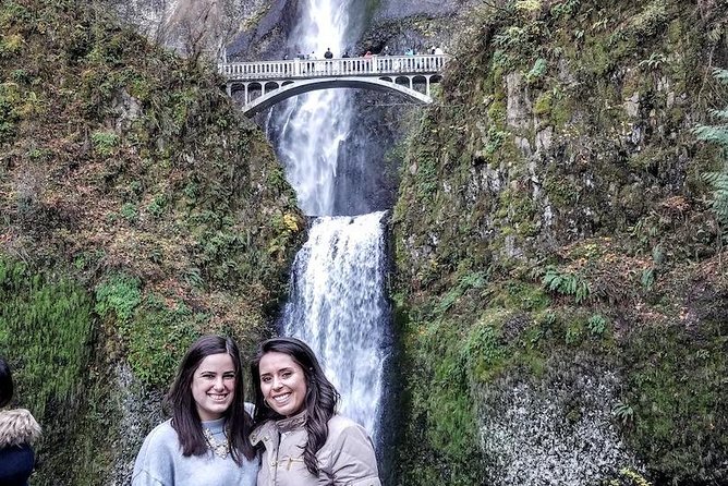 Waterfalls & Wine Tour-Multnomah Falls,Vineyards,Hood River Combo - Vista House to Waterfalls: The Columbia Gorge Primer You Didn’t Know You Needed